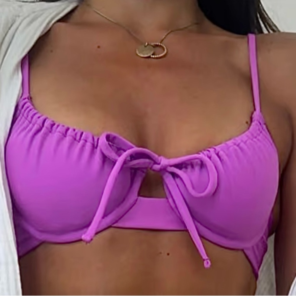 TARGET BIKINI TOP